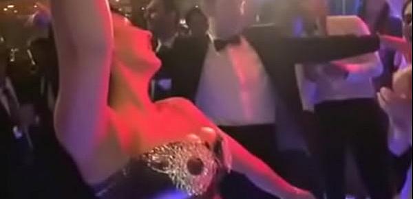  Sofinar Safinaz Hot belly dancer huge tits